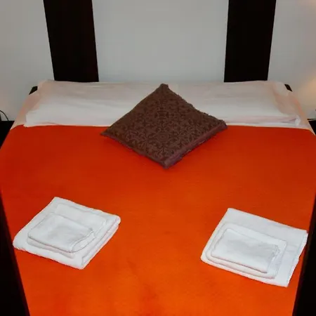 Le Guarinelli Bed & Breakfast